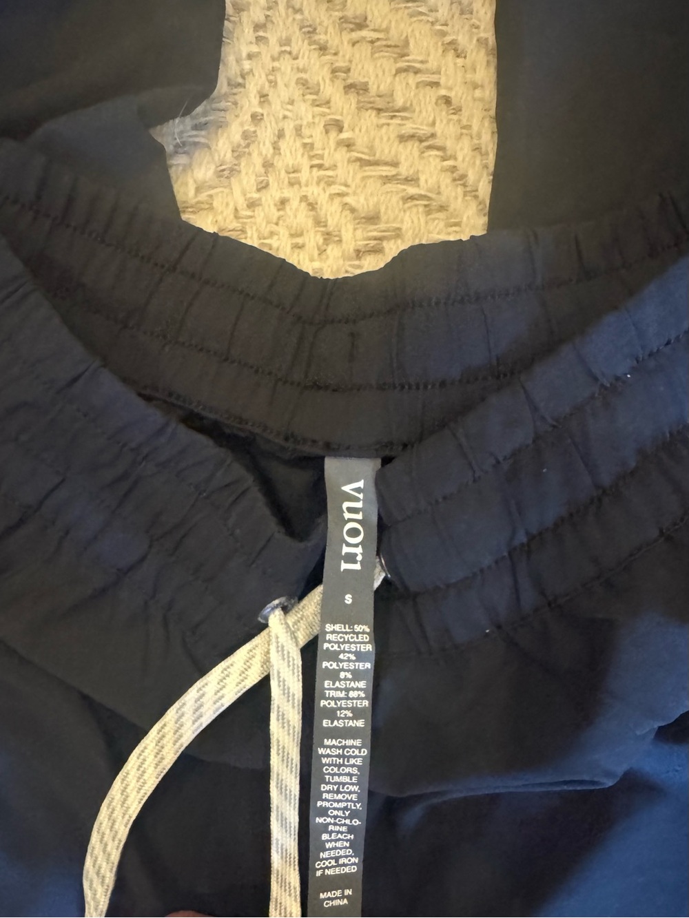 NWT Vuori Womens Performance Jogger Sz S Black - Picture 4 of 4